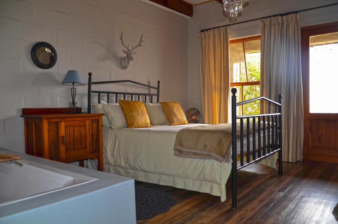 The Stables Accommodation Лангебан Екстериор снимка