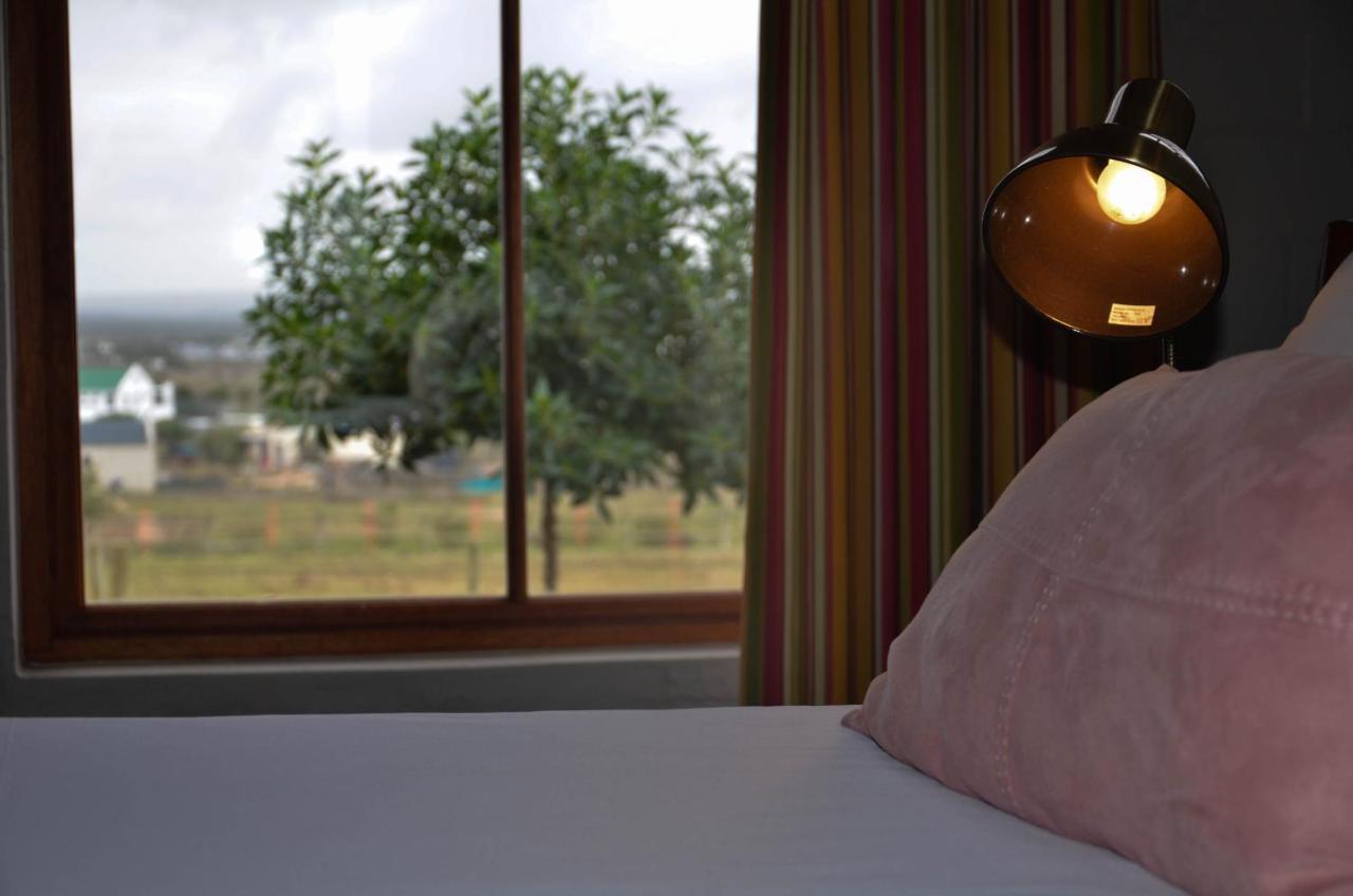 The Stables Accommodation Лангебан Екстериор снимка